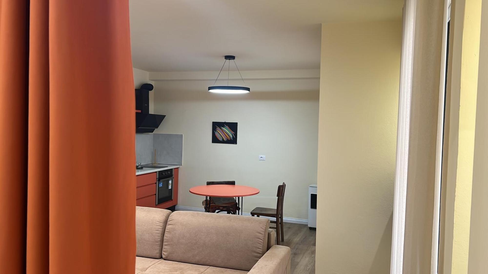 Appartement Sweet Yellow Palace, Pazari I Ri